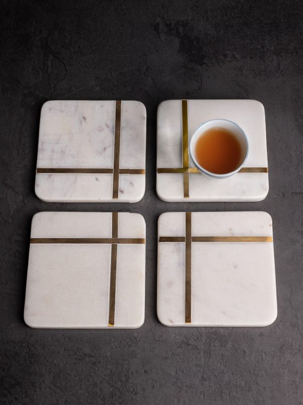 White marble 4 pieces coaster set in square shape with brass inlay work