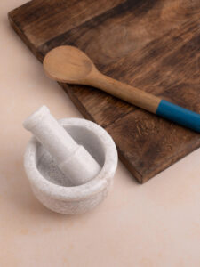 Mortar and Pestle / Okhli Musal in White marble