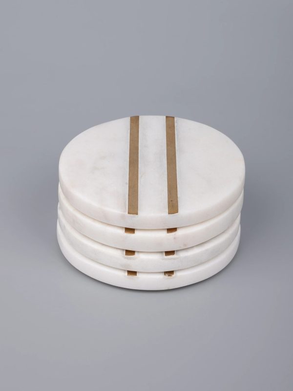 White marble 4 pieces coaster set in round shape with brass inlay work - Image 4