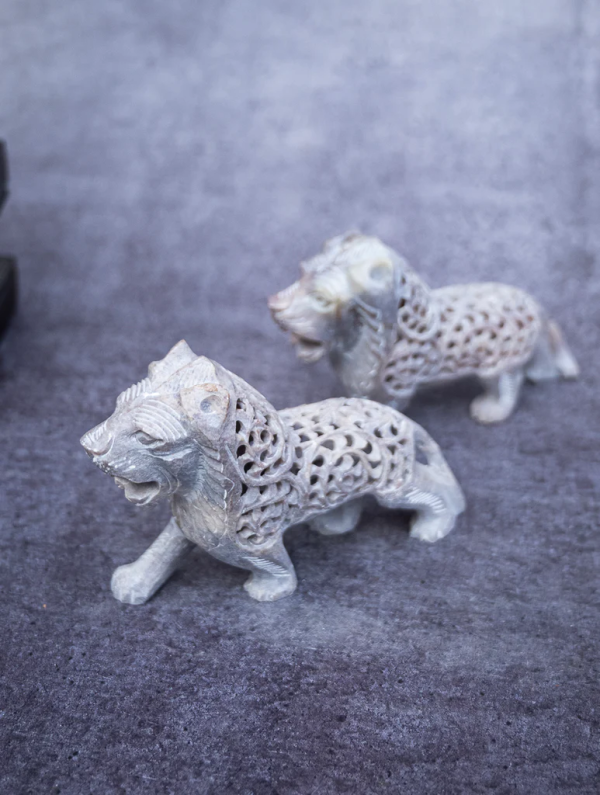 Soapstone Filigree Lion Duo Curio - Image 4