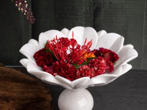 White marble Lotus plate with decorative stand